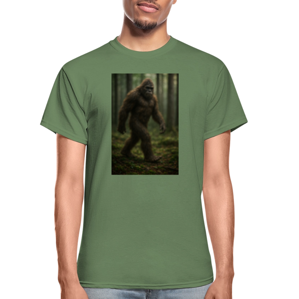 Blurry Bigfoot Men's T-Shirt - military green